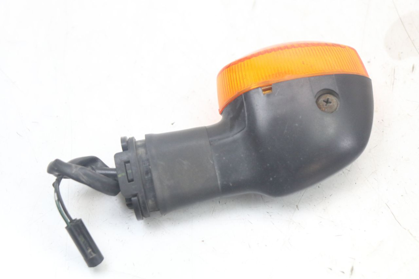 photo de RIGHT REAR TURN SIGNAL YAMAHA TDM ABS 900 (2002 - 2014) - Alternative perspective