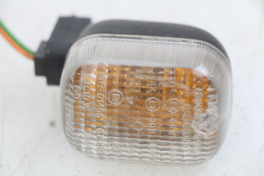 photo de REAR RIGHT TURN SIGNAL PEUGEOT TREKKER 50 (1998 - 2004) - Component detail