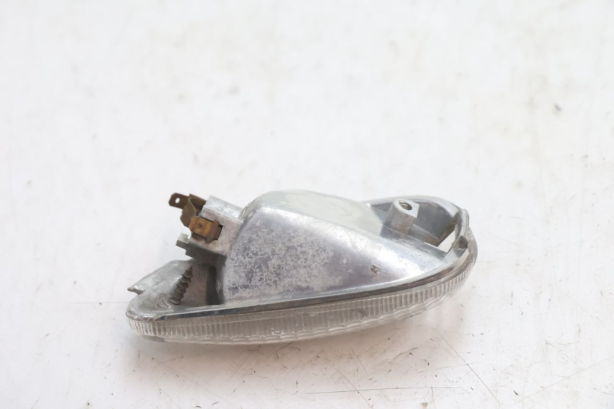 photo de REAR RIGHT TURN SIGNAL PIAGGIO TYPHOON 50 (2000 - 2009) - Zoom on usage condition