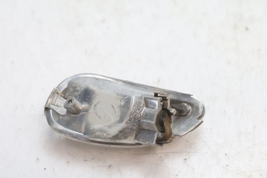 photo de REAR RIGHT TURN SIGNAL PIAGGIO TYPHOON 50 (2000 - 2009) - Alternative perspective