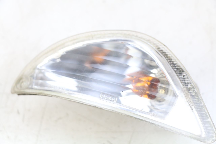 photo de RIGHT REAR TURN SIGNAL PIAGGIO VESPA LXV 125 (2006 - 2009) - Component detail