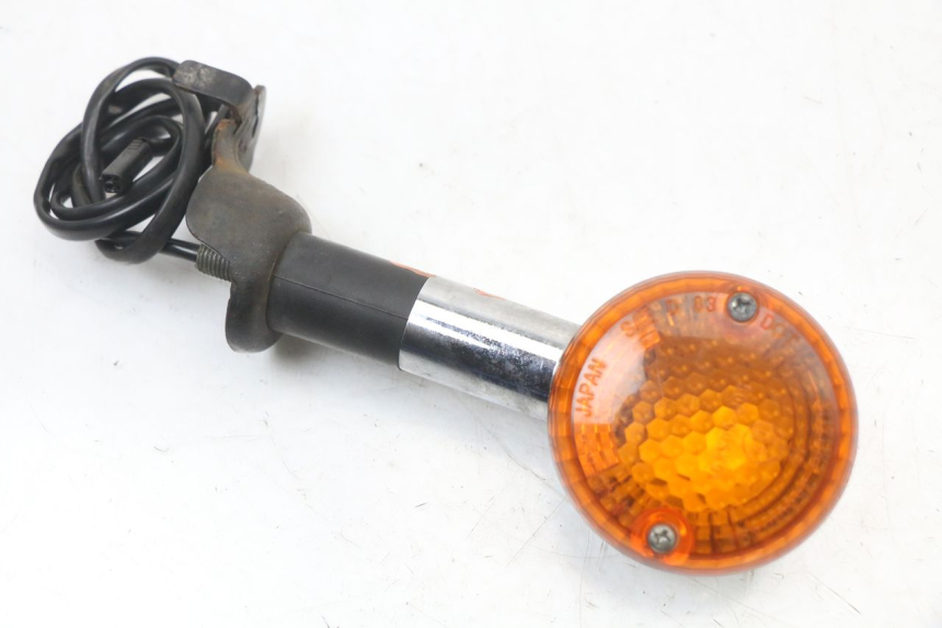 photo de REAR RIGHT TURN SIGNAL SUZUKI VL INTRUDER 125 (2004 - 2007) - Main view