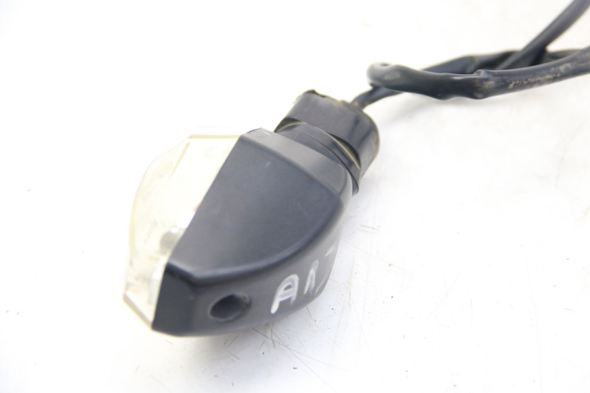 photo de REAR RIGHT TURN SIGNAL SYM WOLF SB 125 (2011 - 2018) - Product overview