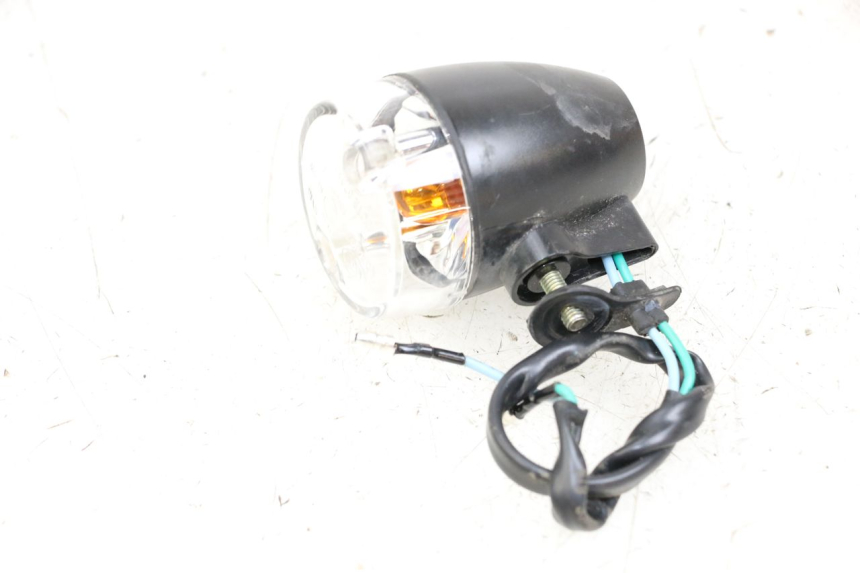 photo de REAR RIGHT TURN SIGNAL SYM X-PRO 4T 50 (2014 - 2021) - Zoom on usage condition