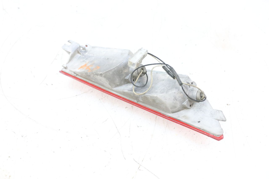 photo de RIGHT REAR TURN SIGNAL PIAGGIO X8 125 (2004 - 2007) - Alternative perspective
