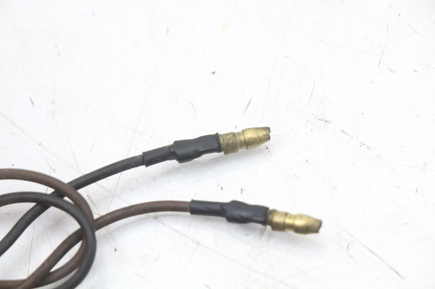 photo de REAR RIGHT TURN SIGNAL YAMAHA XJ F 900 (1983 - 1994) - Fixing points details