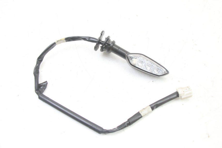 photo de REAR RIGHT TURN SIGNAL YAMAHA YP T-MAX TMAX 530 (2017 - 2020) - Main view