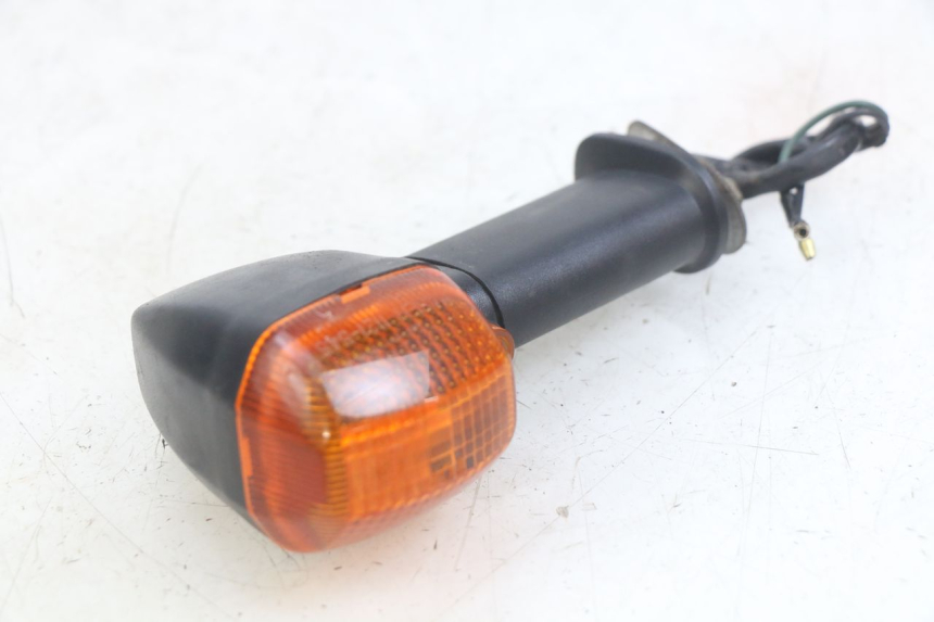 photo de REAR RIGHT TURN SIGNAL YAMAHA YZF R THUNDERCAT 600 (1996 - 2003) - Technical close-up