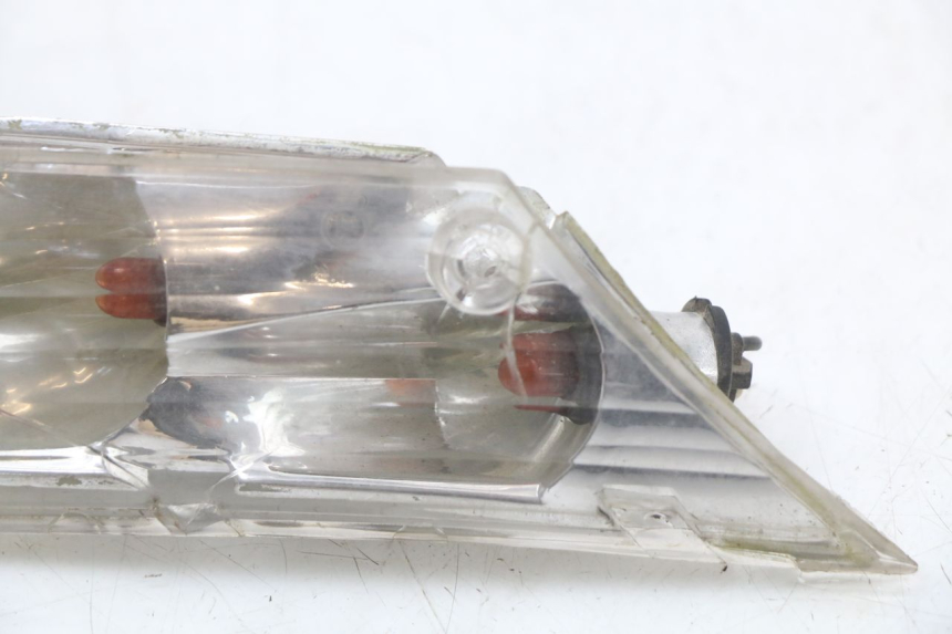 photo de RIGHT REAR TURN SIGNAL PIAGGIO ZIP 2T 50 (2009 - 2019) - Alternative perspective