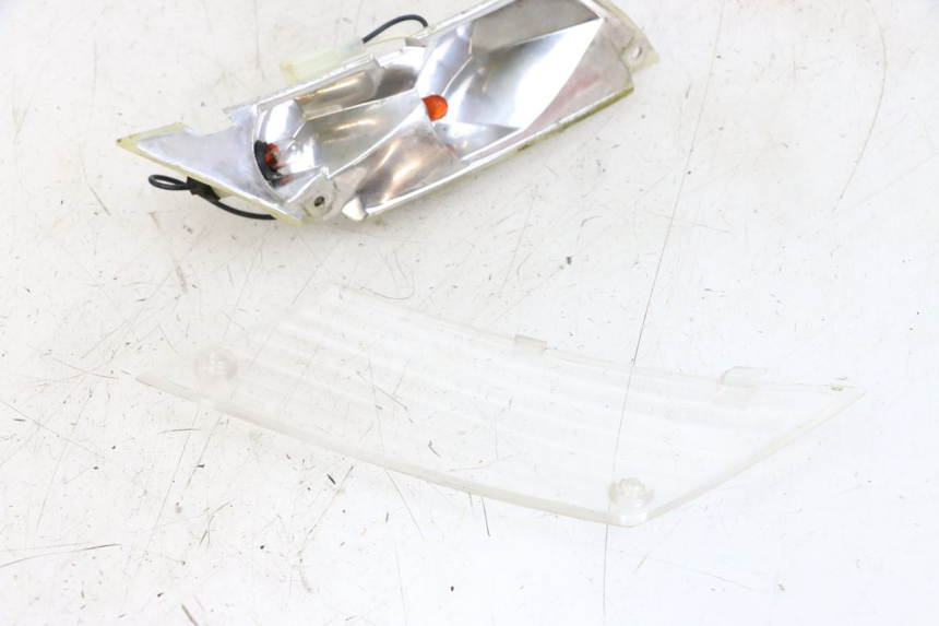 photo de RIGHT REAR TURN SIGNAL PIAGGIO ZIP 2T 50 (2009 - 2019) - Checked used part