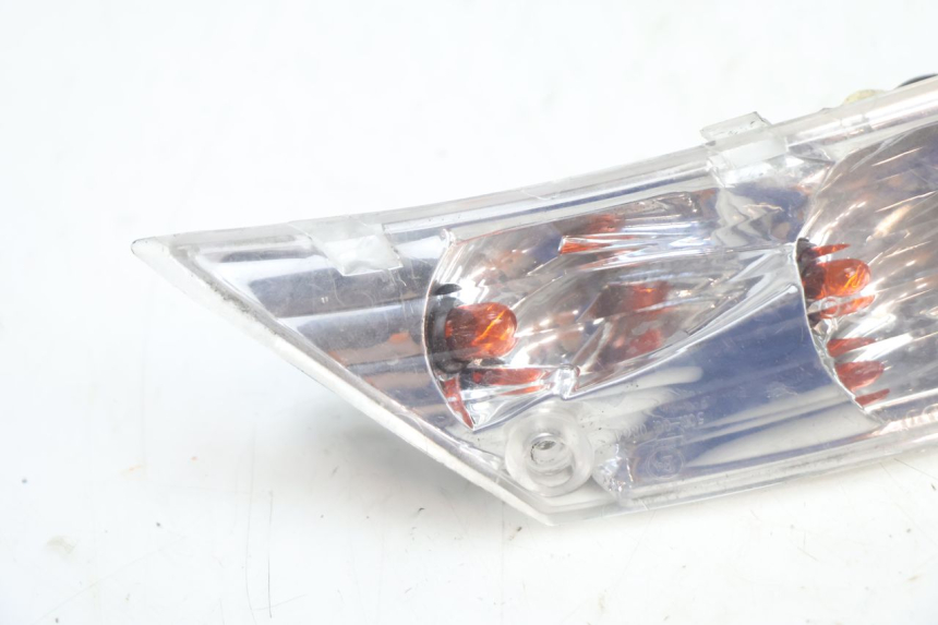photo de RIGHT REAR TURN SIGNAL PIAGGIO ZIP 2T 50 (2009 - 2019) - Component detail