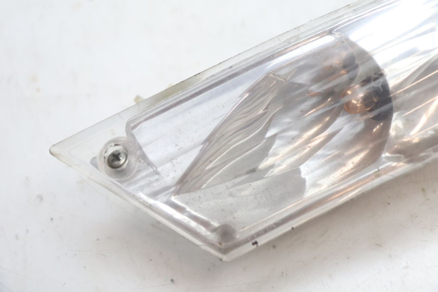 photo de REAR RIGHT TURN SIGNAL PIAGGIO ZIP 4T 50 (2006 - 2017) - Component detail