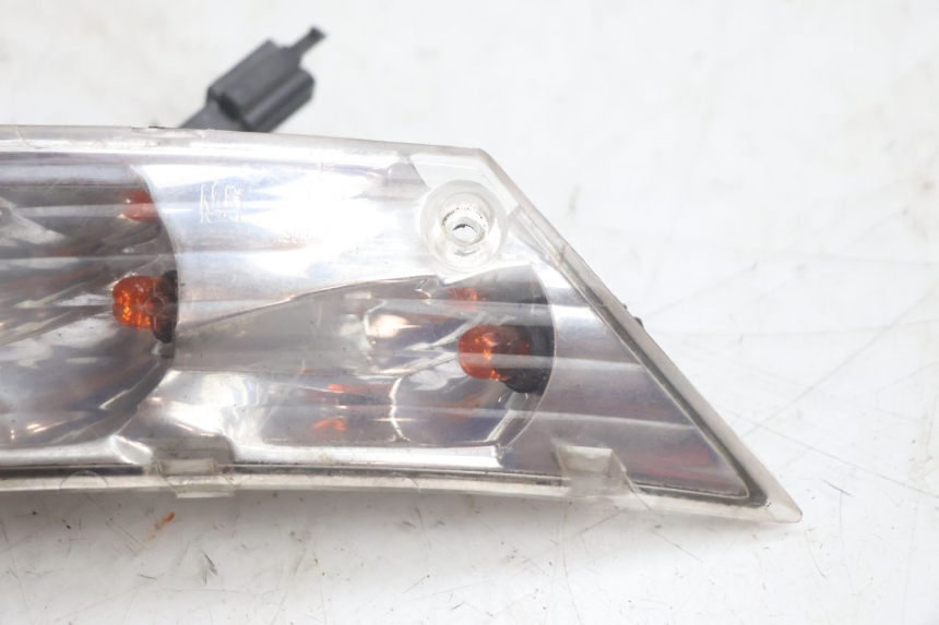 photo de REAR RIGHT TURN SIGNAL PIAGGIO ZIP IGET 4T 50 (2021 - 2023) - Zoom on usage condition