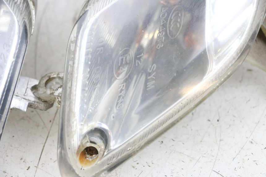 photo de REAR TURN SIGNAL SYM FIDDLE 2 50 (2008 - 2013) - Component zoom