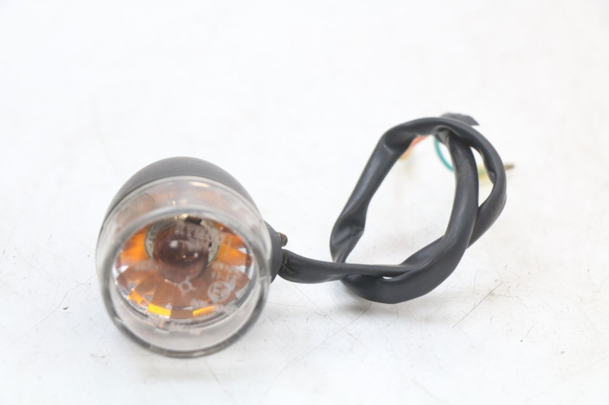 photo de LEFT REAR TURN SIGNAL KYMCO AGILITY 4T 50 (2005 - 2018) - Zoom on usage condition