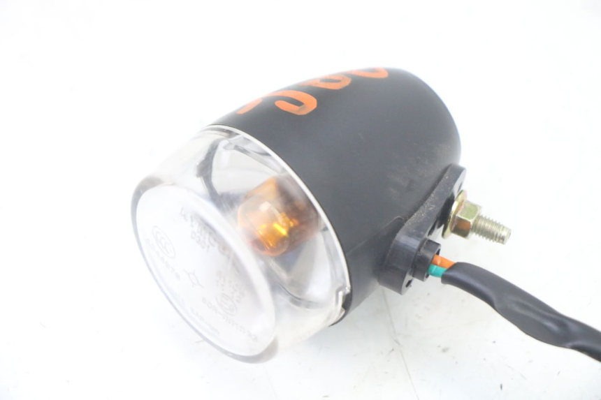photo de LEFT REAR TURN SIGNAL KYMCO AGILITY 4T 50 (2005 - 2018) - Alternative perspective
