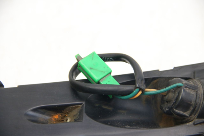 photo de LEFT REAR TURN SIGNAL ECCITY ARTELEC 670 1 (2013 - 2017) - Fixing points details