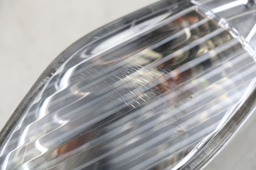 photo de LEFT REAR TURN SIGNAL SYM FIDDLE 3 III 125 (2014 - 2020) - Zoom on usage condition