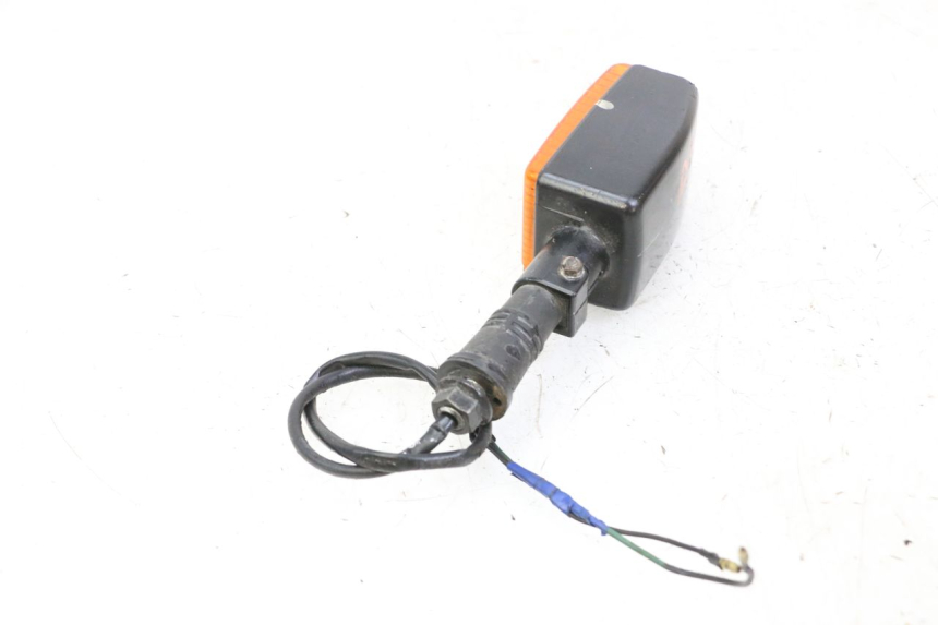 photo de REAR LEFT TURN SIGNAL YAMAHA FJ 36Y 1100 (1984 - 1985) - Fixing points details
