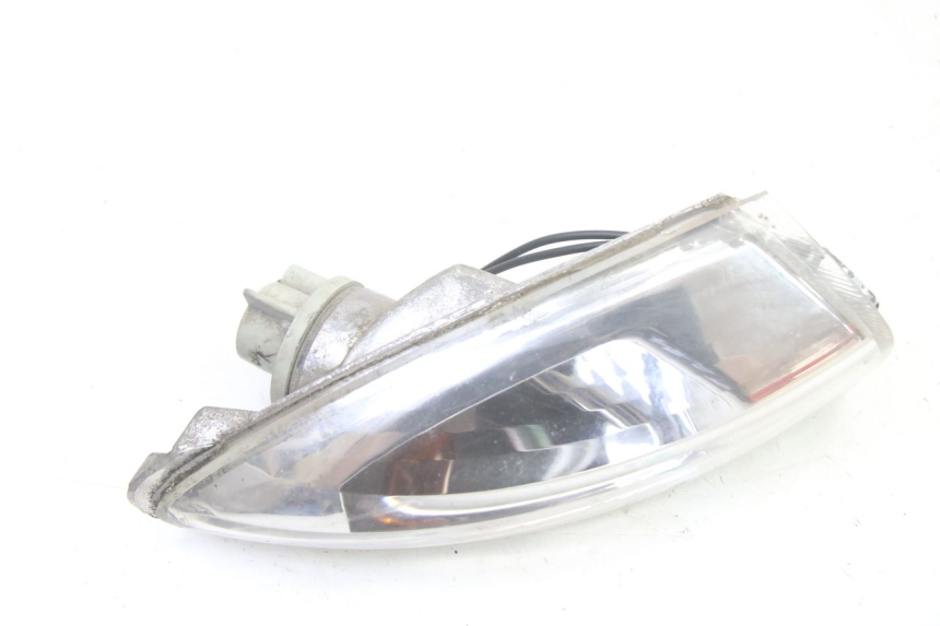 photo de LEFT REAR TURN SIGNAL PIAGGIO FLY 2T 50 (2004 - 2017) - Zoom on usage condition