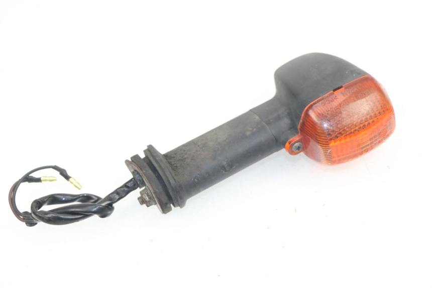 photo de REAR LEFT TURN SIGNAL YAMAHA FZS FAZER 600 (1998 - 2001) - Surface and material condition