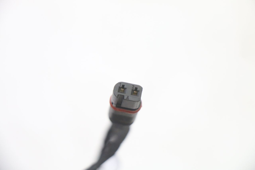 photo de REAR LEFT TURN SIGNAL BMW G310 R 310 (2016 - 2020) - Technical close-up