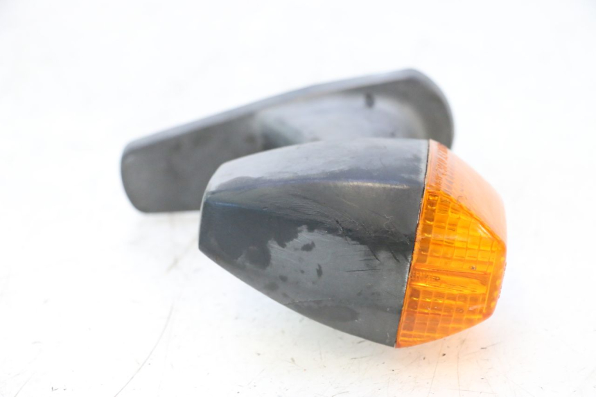 photo de REAR LEFT TURN SIGNAL KAWASAKI GPX F ZX750F 750 (1986 - 1990) - Surface and material condition