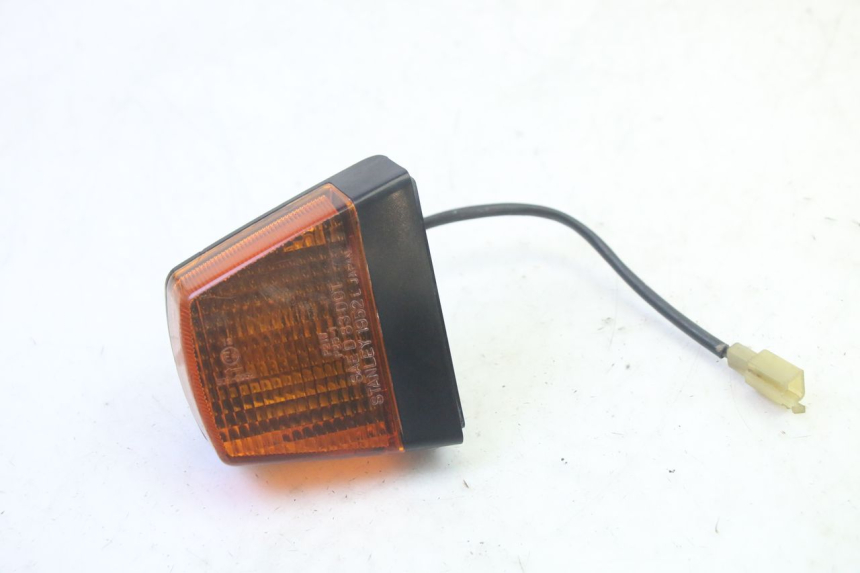 photo de REAR LEFT TURN SIGNAL KAWASAKI GPZ RX 1000 (1986 - 1988) - Main view