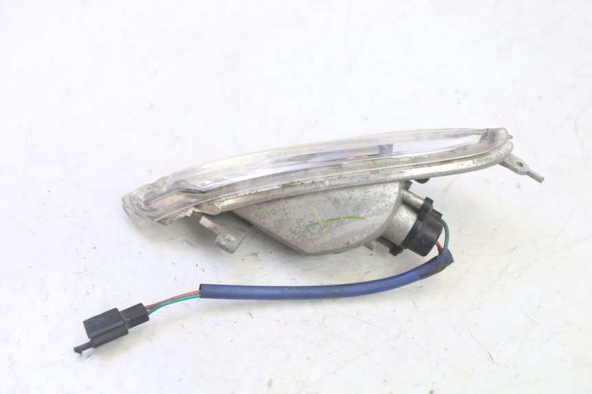 photo de REAR LEFT TURN SIGNAL KYMCO GRAND DINK 125 (2002 - 2007) - Alternative perspective