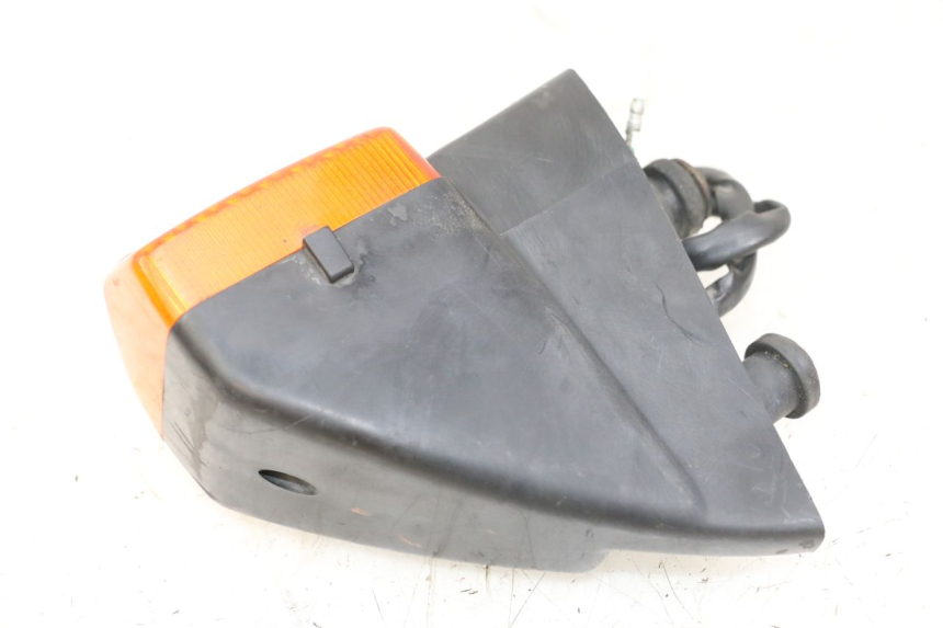 photo de REAR LEFT TURN SIGNAL HONDA CBR F 1000 (1993 - 1996) - Zoom on usage condition