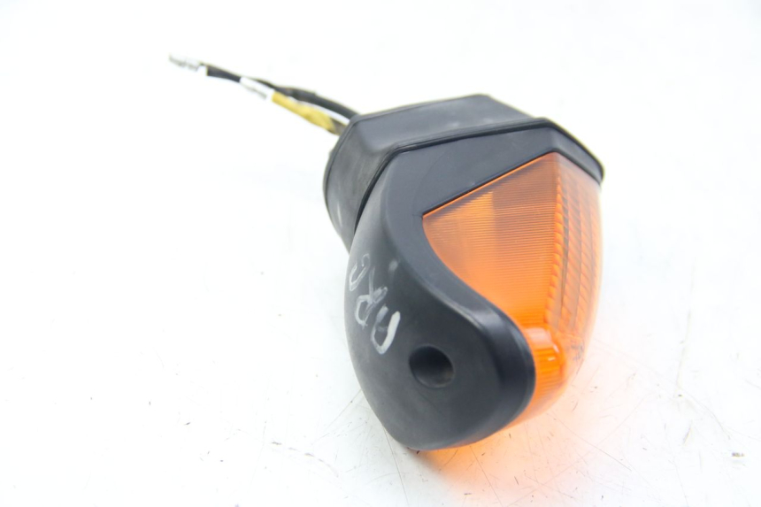 photo de LEFT REAR TURN SIGNAL YAMAHA HW XENTER 125 (2011 - 2017) - Zoom on usage condition