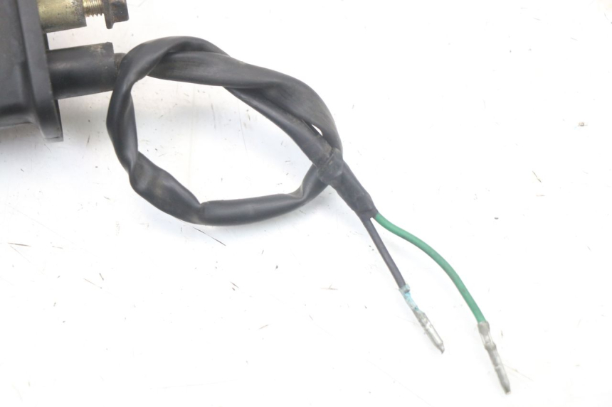 photo de REAR LEFT TURN SIGNAL KAWASAKI GTR 1000 (1994 - 2004) - Fixing points details