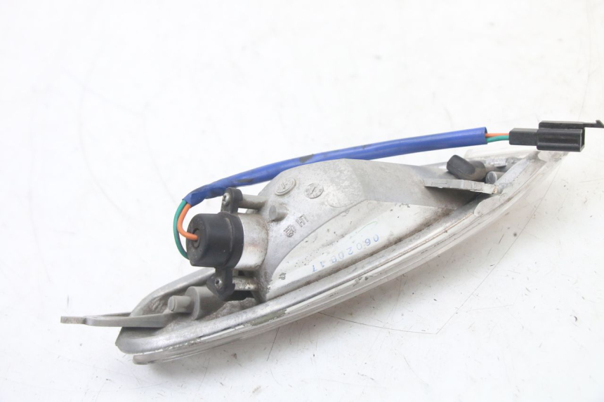 photo de REAR LEFT TURN SIGNAL KYMCO GRAND DINK 125 (2008 - 2014) - Zoom on usage condition
