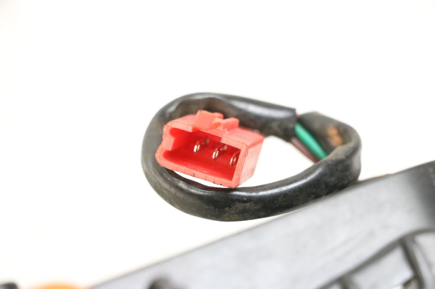 photo de REAR LEFT TURN SIGNAL JM MOTORS OLDIES GT 4T 50 (2018 - 2025) - Zoom on usage condition