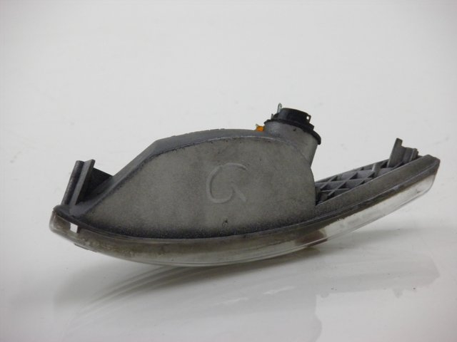 photo de REAR LEFT TURN SIGNAL PEUGEOT ELYSTAR 125 (2002 - 2007) - Component detail