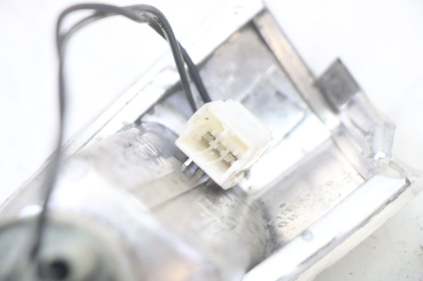 photo de LEFT REAR TURN SIGNAL PIAGGIO FLY 2T 50 (2004 - 2017) - Product overview