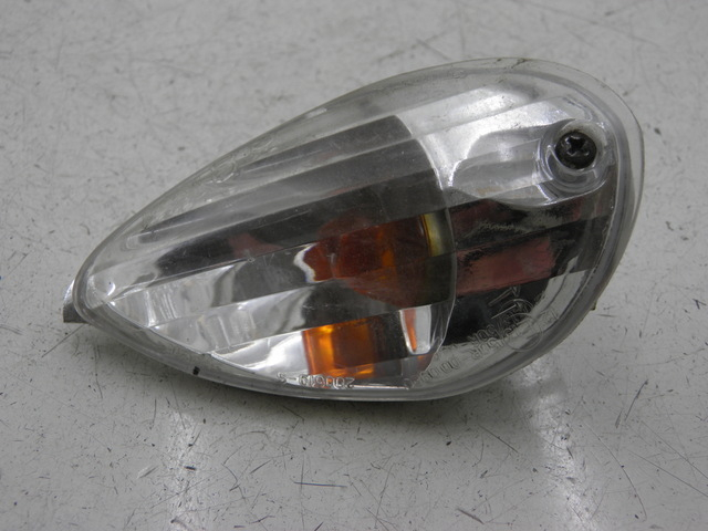 photo de REAR LEFT TURN SIGNAL PIAGGIO LIBERTY 2T 50 (2004 - 2008) - Zoom on usage condition