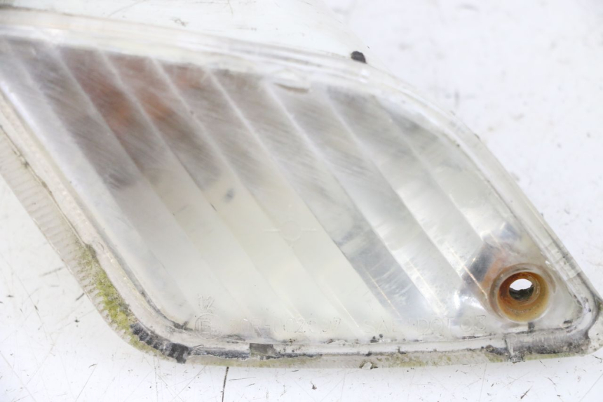 photo de REAR LEFT TURN SIGNAL PIAGGIO VESPA GRANTURISMO 200 (2004 - 2005) - Markings and original references