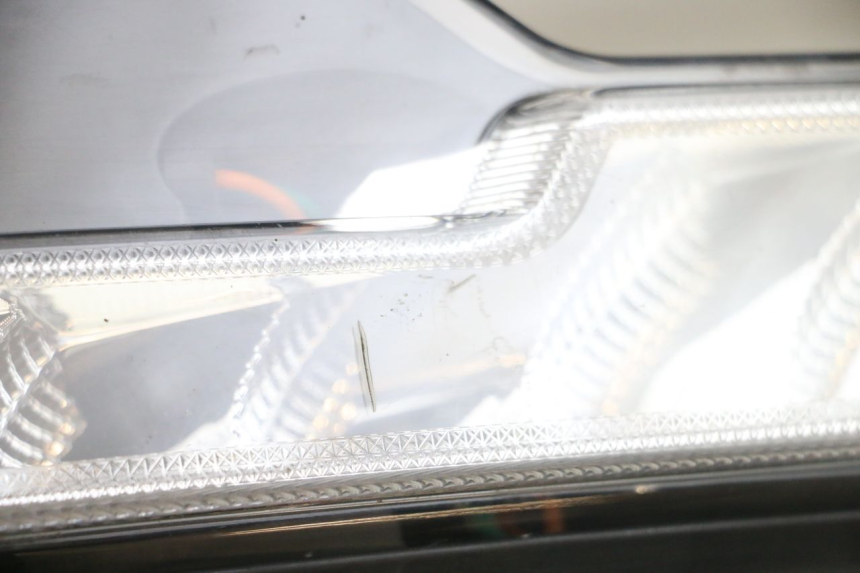 photo de REAR LEFT TURN SIGNAL EFUN PUSA 1 - Zoom on usage condition