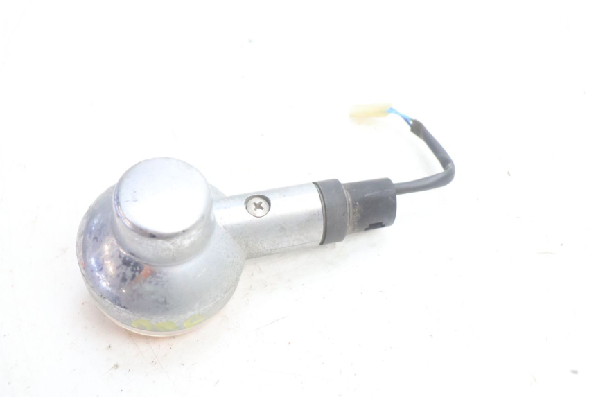photo de REAR LEFT TURN SIGNAL APRILIA SCARABEO GT 125 (1999 - 2007) - Zoom on usage condition