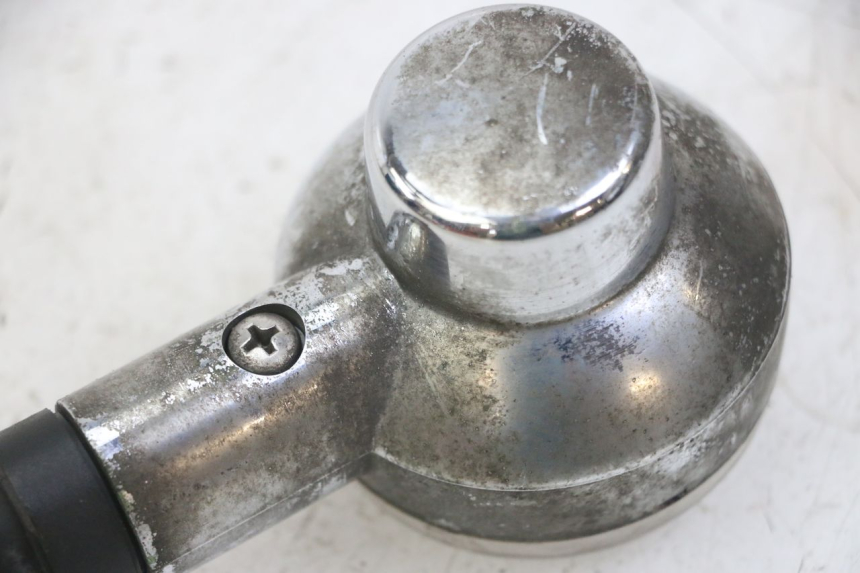 photo de REAR LEFT TURN SIGNAL APRILIA SCARABEO GT TOURING 125 (1999 - 2005) - Alternative perspective