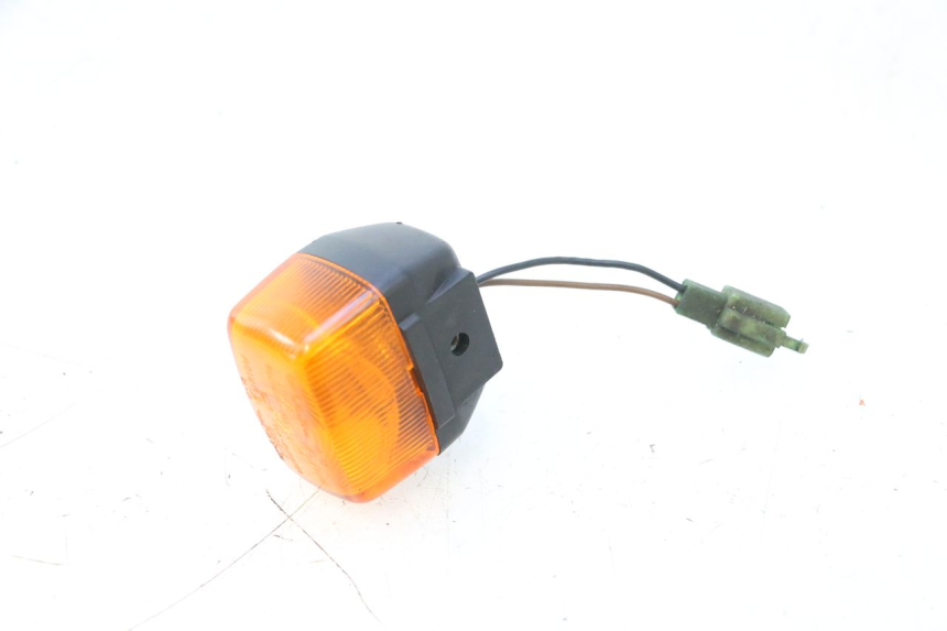 photo de REAR LEFT TURN SIGNAL YAMAHA SLIDER 50 (1999 - 2004) - Zoom on usage condition