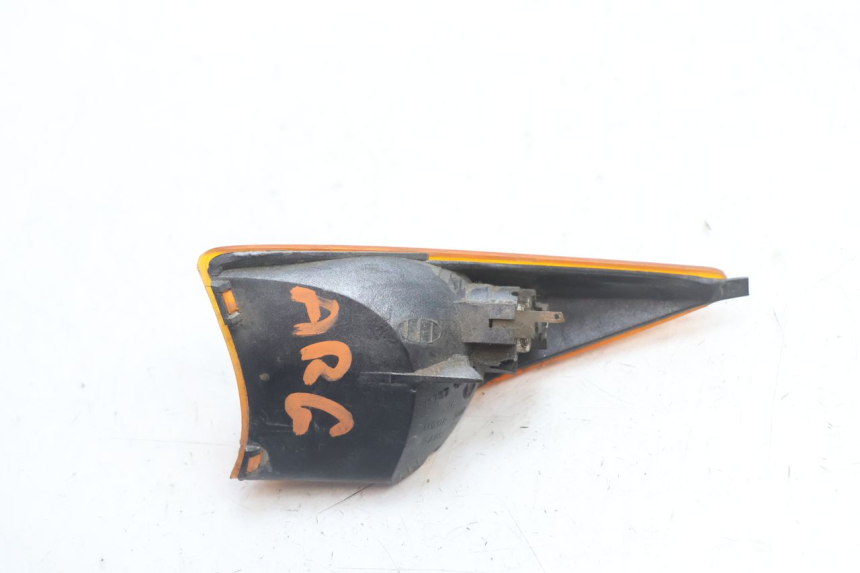 photo de REAR LEFT TURN SIGNAL PEUGEOT SPEEDFIGHT LC 50 (1996 - 2002) - Alternative perspective