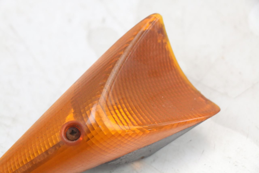 photo de LEFT REAR TURN SIGNAL PEUGEOT SPEEDFIGHT 100 (1997 - 2007) - Alternative perspective