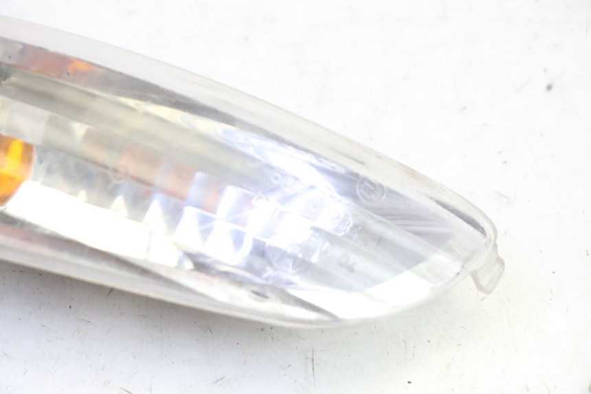 photo de REAR LEFT TURN SIGNAL APRILIA SR R 2T LC 50 (2018 - 2021) - Zoom on usage condition