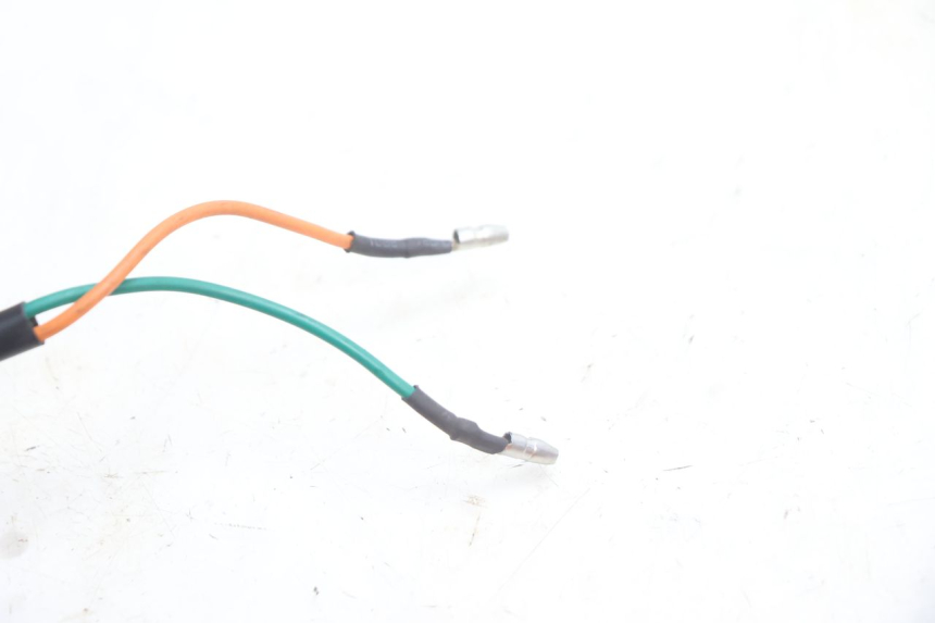 photo de REAR LEFT TURN SIGNAL YAMASAKI STREET 50 (2013 - 2018) - Alternative perspective