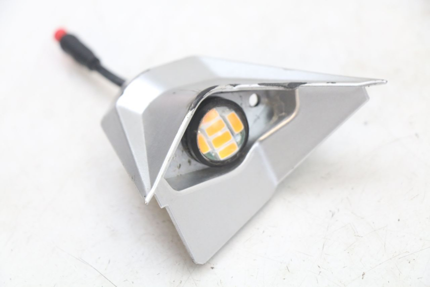 photo de REAR LEFT TURN SIGNAL DUALTRON TOGO PLUS 1 - Component detail