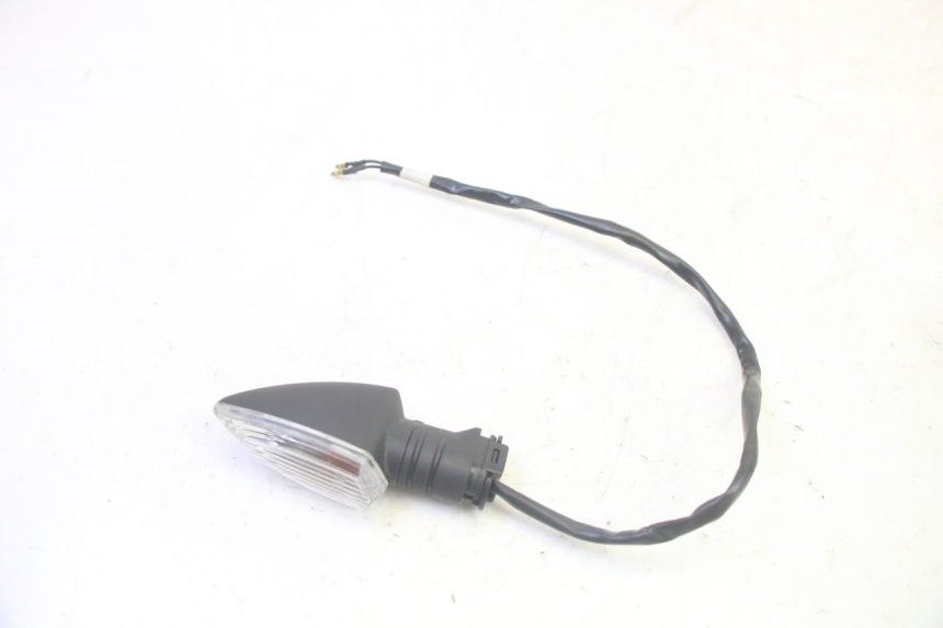photo de REAR LEFT TURN SIGNAL YAMAHA TRICITY 300 (2020 - 2024) - Zoom on usage condition