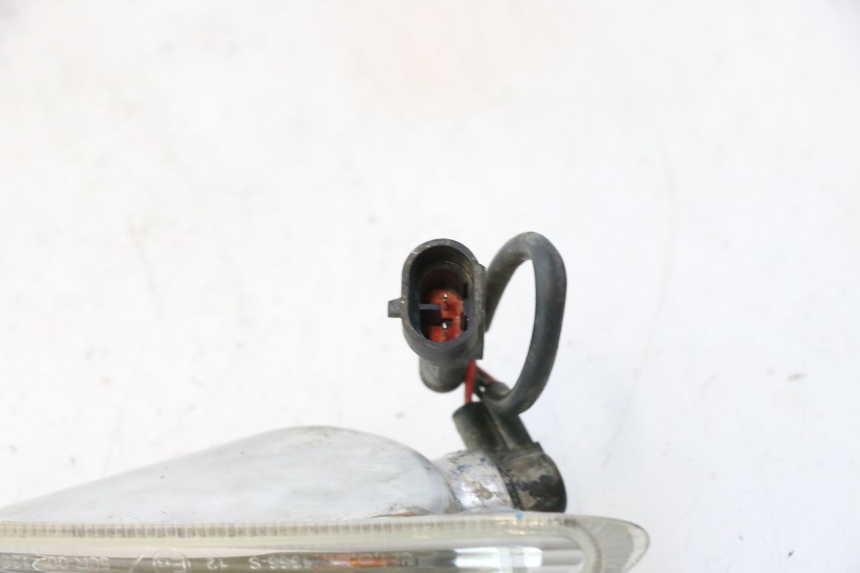 photo de LEFT REAR TURN SIGNAL PIAGGIO VESPA PRIMAVERA 2T 50 (2013 - 2018) - Fixing points details