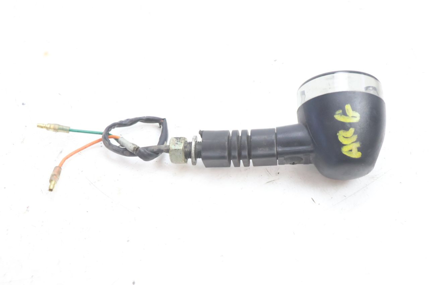 photo de REAR LEFT TURN SIGNAL DAELIM VJ ROADWIN 125 (2004 - 2007) - Alternative perspective